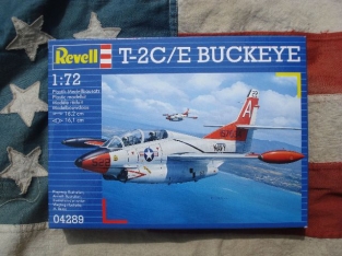 Revell 04289  Rockwell T-2C/E BUCKEYE